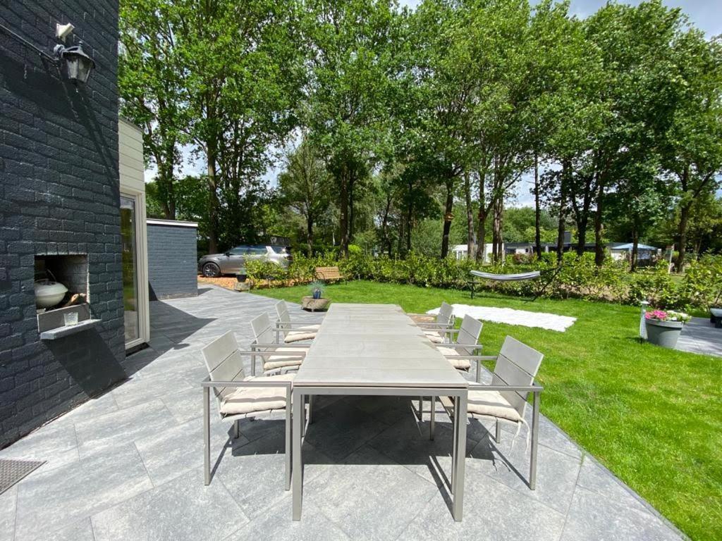 Strandhuisje Ermerzand Esterno foto