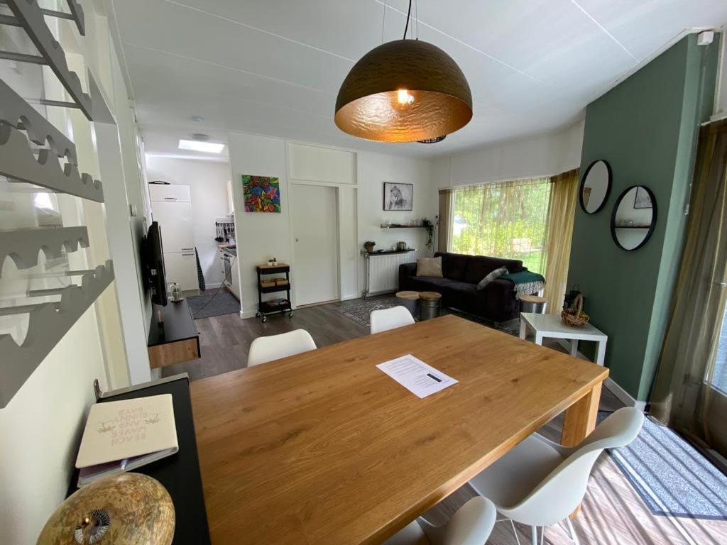 Strandhuisje Ermerzand Esterno foto
