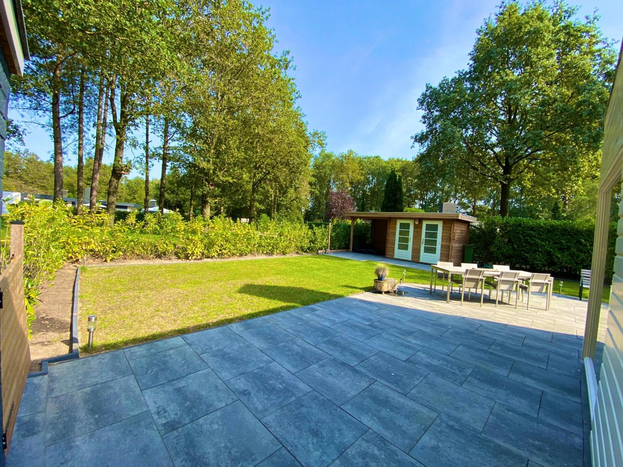 Strandhuisje Ermerzand Esterno foto